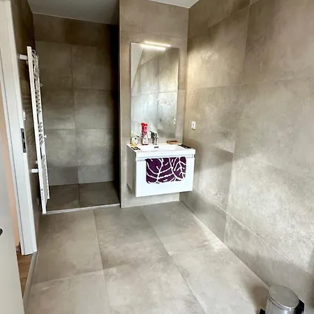 Duplex 6 Personnes Avec Terrasse Tout Neuf Διαμέρισμα *